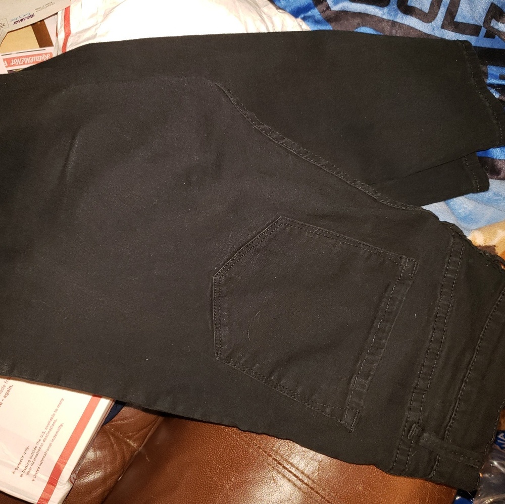 Black high waisted skinny jeans